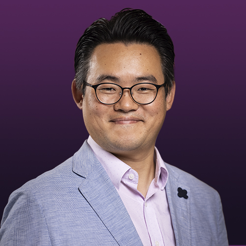 Candlelight Carols Conductor Yongmin Kim