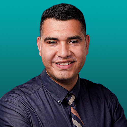 Lev&aacute;ntate Instructor de taller Edgar Torres